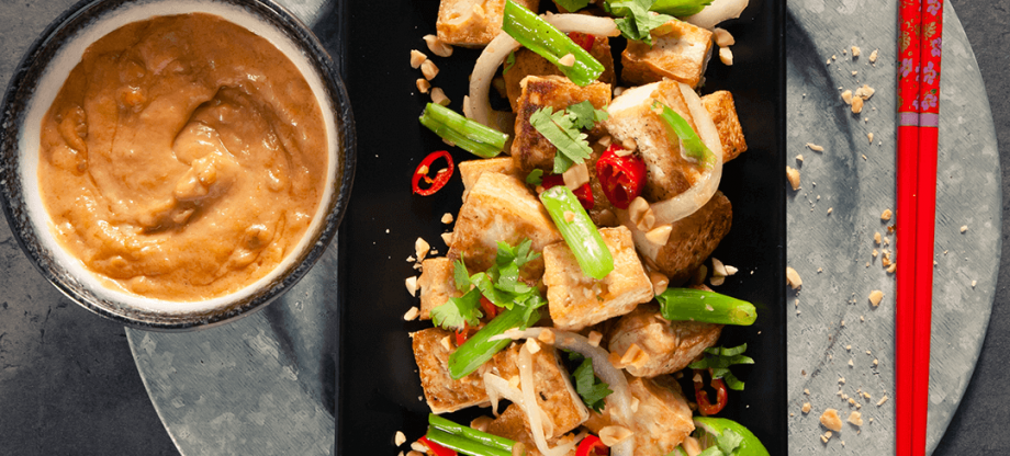 Blue Dragon Stir Fry Tofu with Peanut and Chilli Sauce 